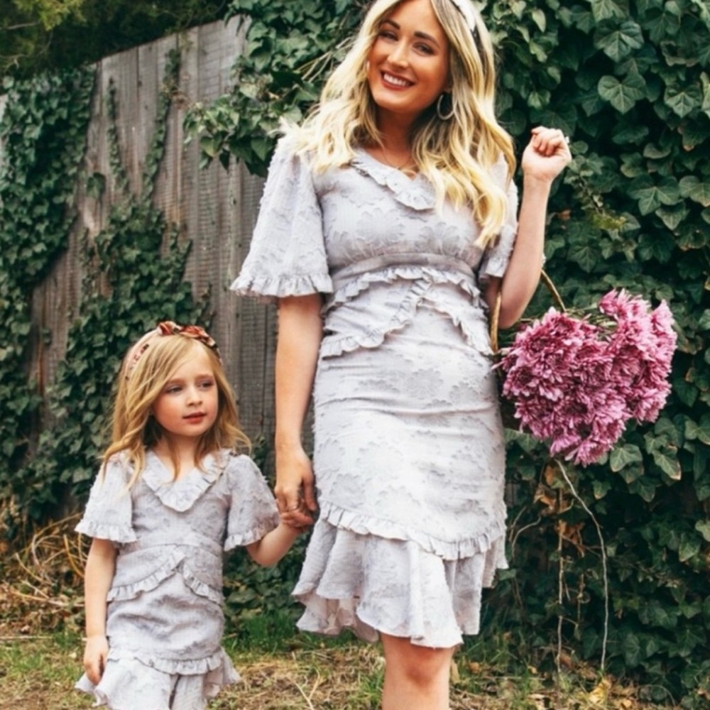 Ivy City Co Ruffled Gray Dress